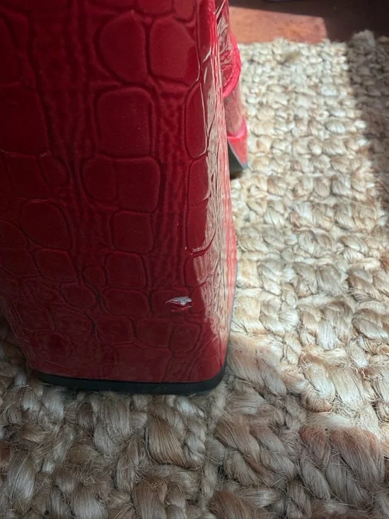 🍒 Nasty Gal Croc-Embossed Red Platform Block Heel Ankle Boots - Picture 5 of 7